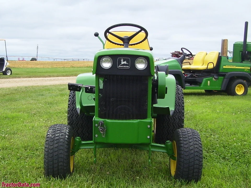 John Deere 140